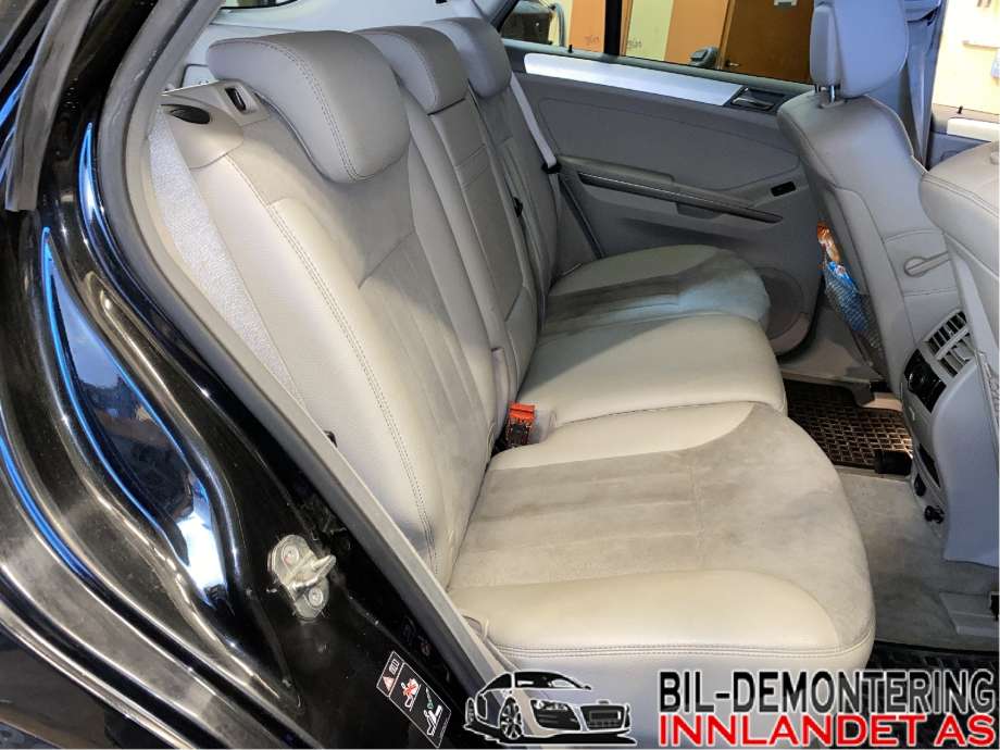 Sete bak til Mercedes ML 2005-2011 (W164) (W164) (MERCEDES|)