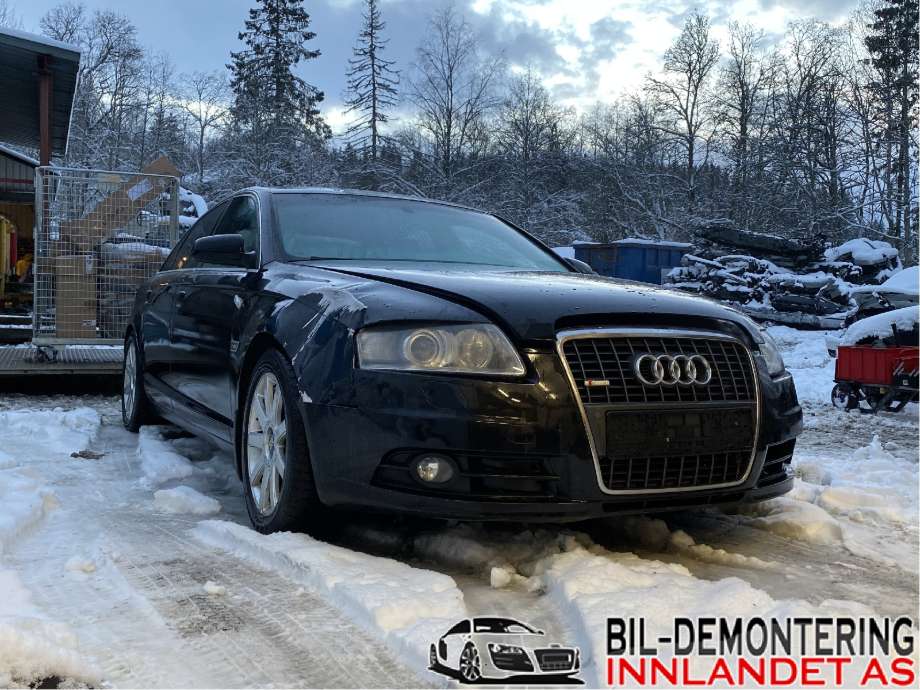 Skjerm locari høyre foran til Audi A6, 2008-2011 (Type III, Fase 2) (C6) (C6) (AUDI|4F0 810 172 D)