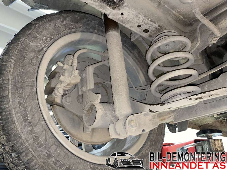 Bakaksel til Nissan Leaf 2011-2017 (Type I) (NISSAN|555013NM0A|)
