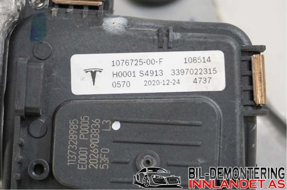 Viskermotor frontrute til Tesla Model 3 2018-2023 (Fase 1) (TESLA|1076725-00-G|1397225054|1076725-00-F)