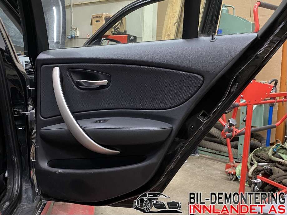 Ruteheis til BMW 1-Serie, 2004-2011 (E81/E82/E87/E88) (E81/E82/E87/E88) (BMW|51 35 7 138 468)