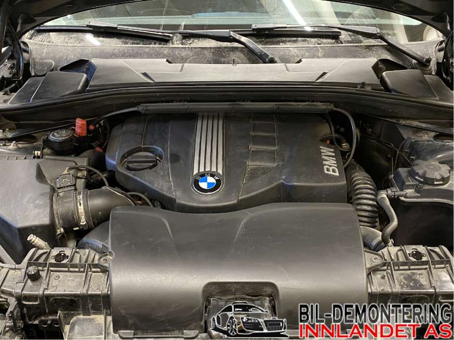 Motordeksel over motor til BMW 1-Serie, 2004-2011 (E81/E82/E87/E88) (E81/E82/E87/E88) (BMW|11 14 7 797 410)