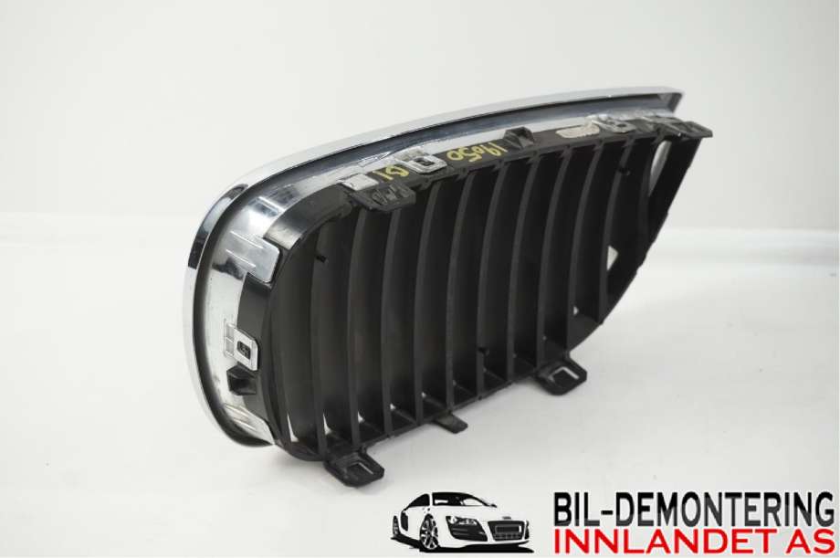 Grill høyre til BMW 1-Serie 2004-2011 (E81/E82/E87/E88) (E81/E82/E87/E88) (BMW|51 71 0 441 920|)