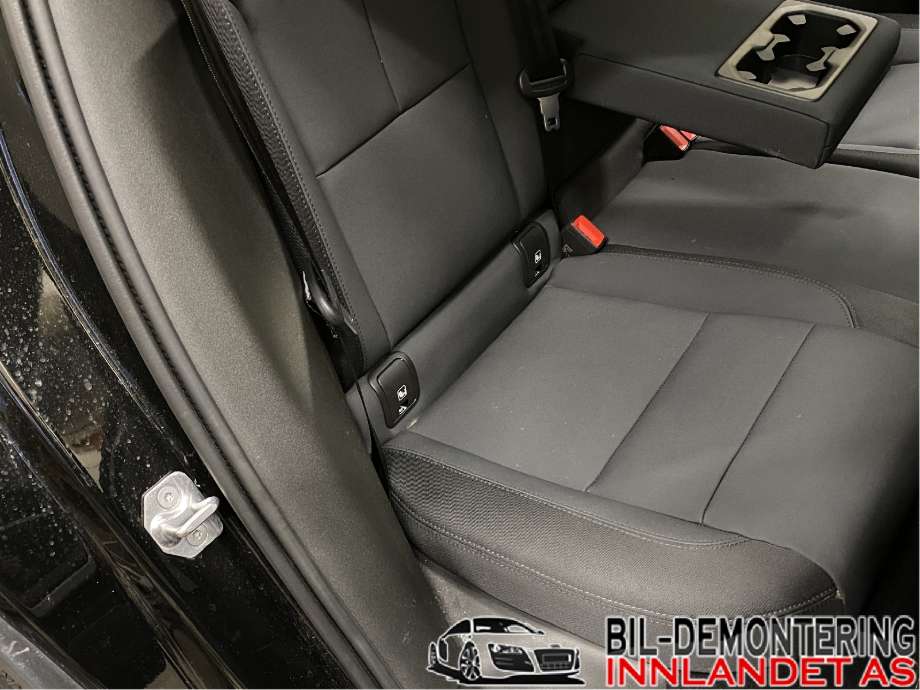 Sete bak til Polestar 2 2020-->> (POLESTAR|32206659|32206663|32206661)