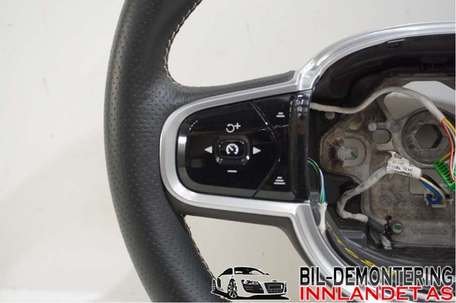 Ratt til Volvo XC60 2017-->> (Type II) (VOLVO|39838210|)