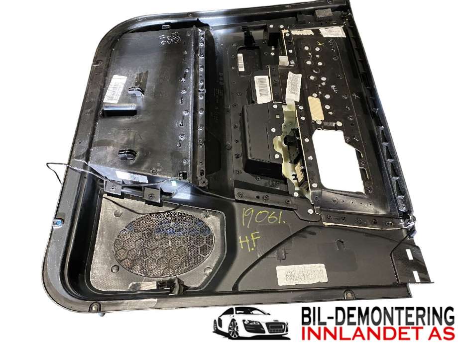 Dørtrekk høyre til Dodge RAM 2009-2018 (Type IV)  (DODGE|1VY481A8AG|)