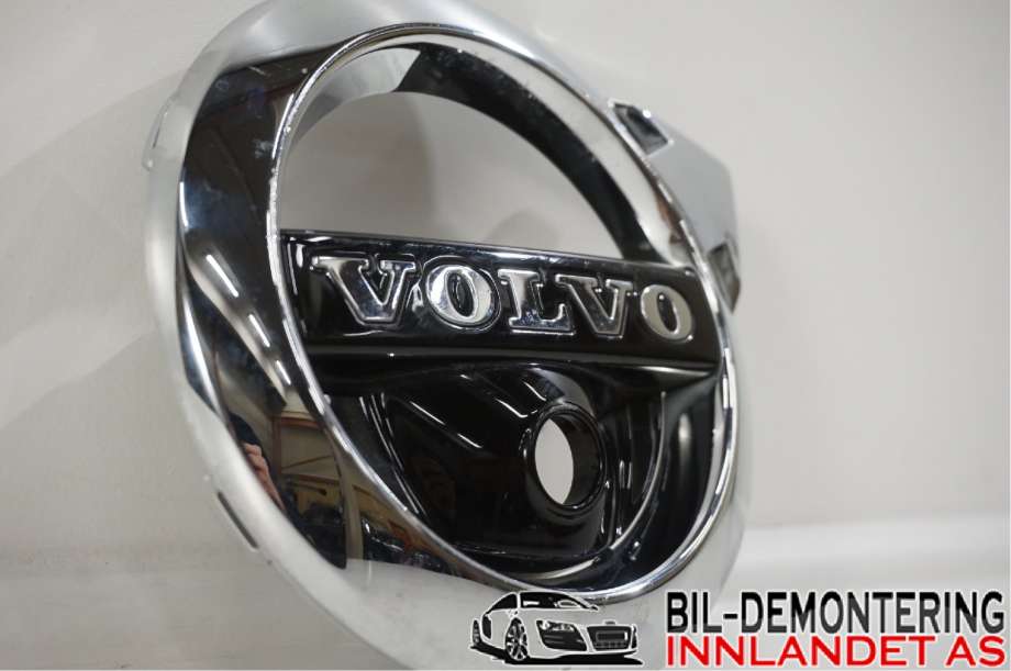 Emblem til Volvo XC60 2017-->> (Type II)  (VOLVO|31391873||31383645)