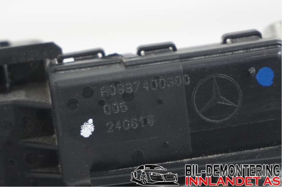 Baklukelås til Mercedes GLC 2015-2022 (X253) (X253) (MERCEDES|A 099 740 03 00|A0999068600|A0997400300)