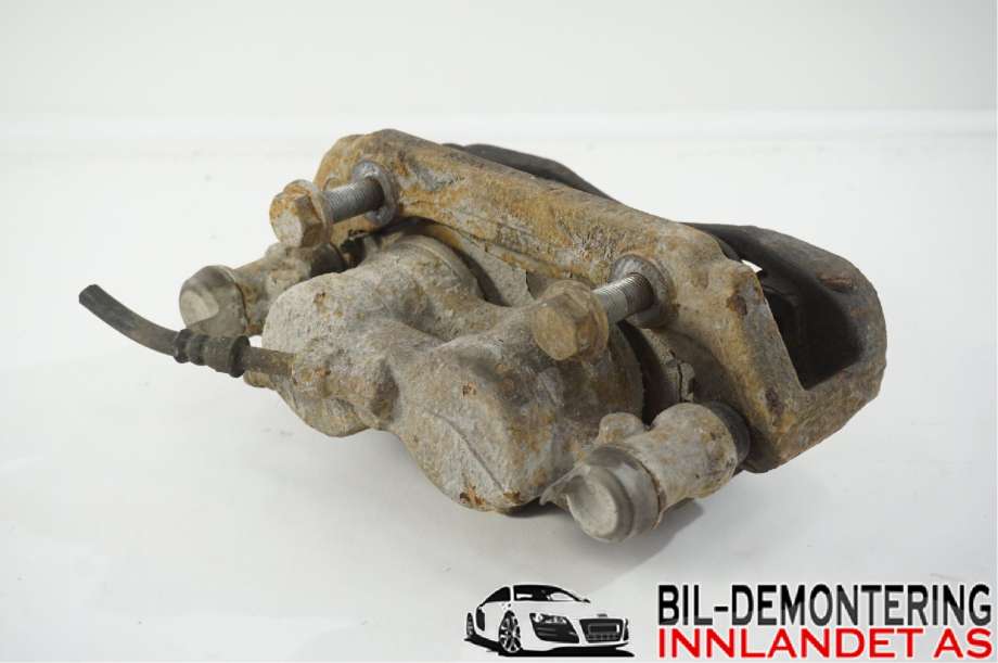 Bremsecaliper venstre foran til Mercedes Vito 2014-->> (W447) (W447) (MERCEDES|A 447 420 00 83|A 447 420 84 00|)