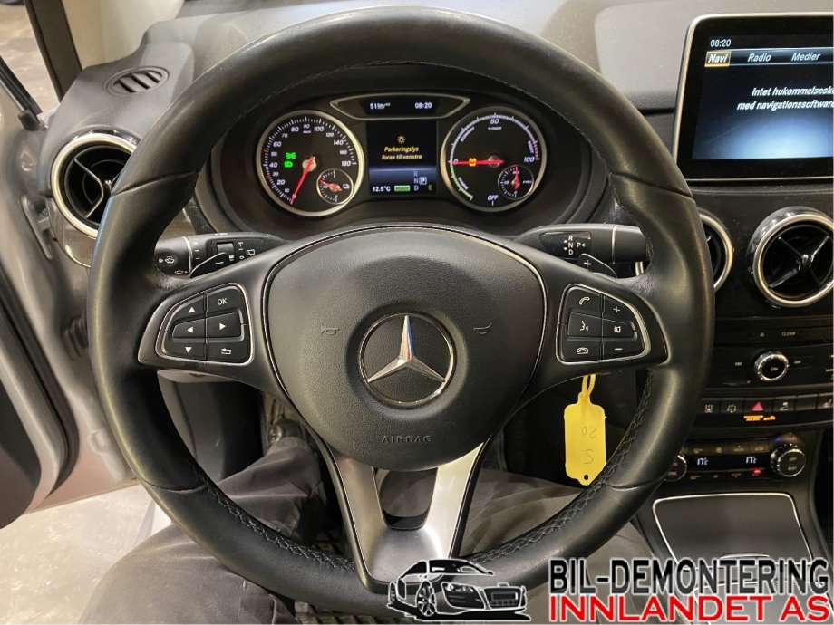 Ratt til Mercedes B-Klasse, 2011-2018 (W246) (W246) (MERCEDES|A 001 460 89 03 9E38)