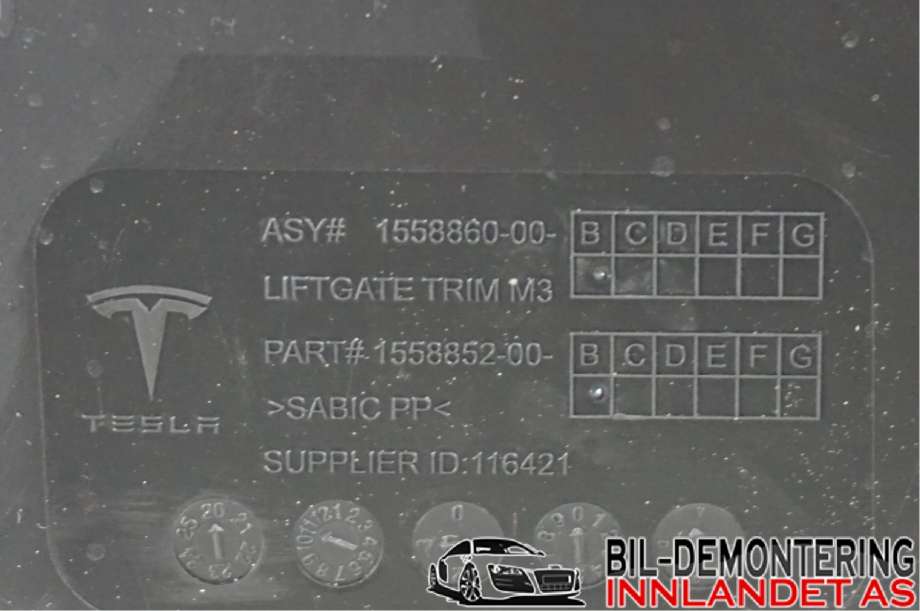Diverse deler til Tesla Model 3 2018-2023 (Fase 1) (TESLA||1558860-00)