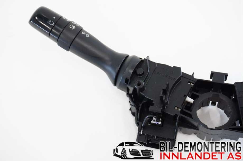 Bryter blink til Toyota Hilux, 2006-2011 (TOYOTA|841400K030)