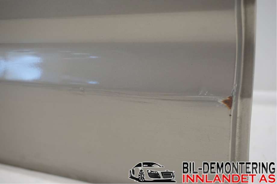 Dør høyre bak til Toyota Avensis 2003-2008 (Type II) (TOYOTA|6700305130|)
