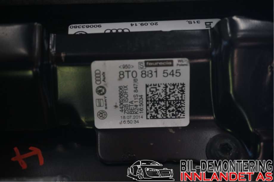 Sete foran høyre til Škoda Superb 2008-2015 (Type II)  (SKODA|3T0 881 106 G|3T0 881 045 AA|8T0881545)