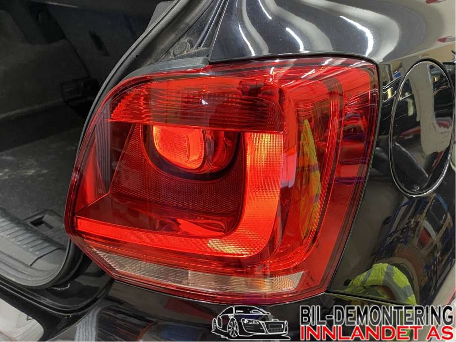 Baklykt høyre til VW Polo 2009-2014 (Type V, Fase 1) (VOLKSWAGEN|6R0 945 096 AH|)
