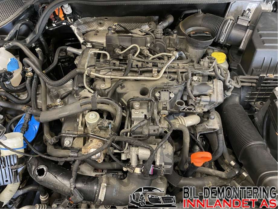 Motor diesel til VW Polo 2009-2014 (Type V, Fase 1)  (VOLKSWAGEN|03P 100 090|CFWA|)