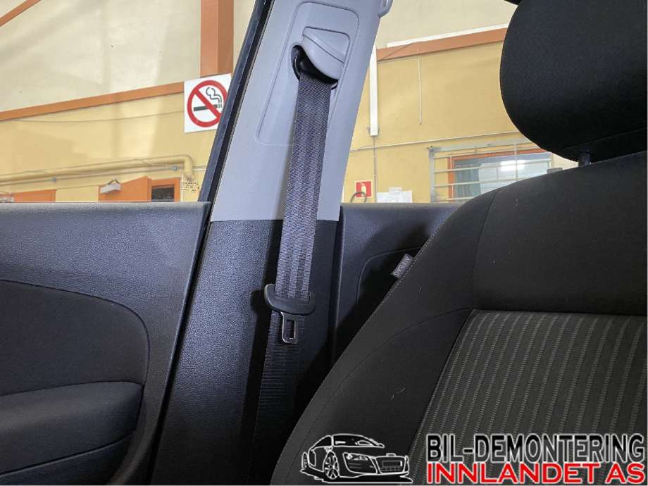 Sikkerhetsbelte foran høyre til VW Polo 2009-2014 (Type V, Fase 1) (VOLKSWAGEN|6R4 857 706 A|)