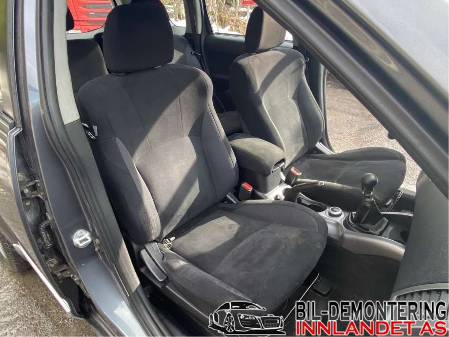 Sete foran høyre til Mitsubishi Outlander, 2007-2010 (Type II, Fase 1)  (MITSUBISHI|32X)