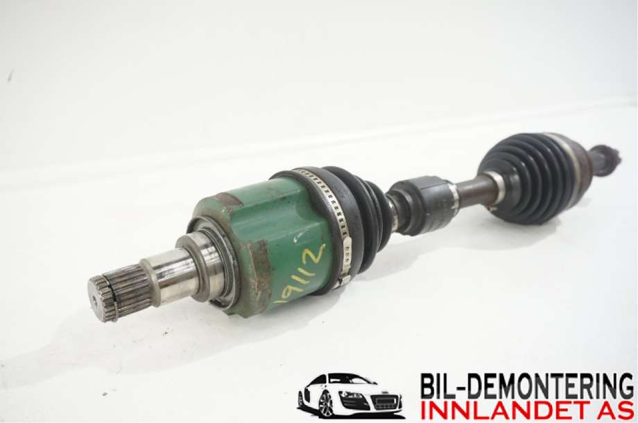 Drivaksel høyre foran til Mitsubishi Outlander 2007-2010 (Type II, Fase 1)  (MITSUBISHI|3815A076|)