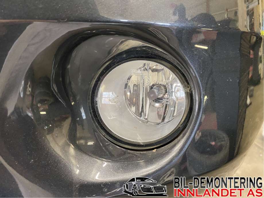 Tåkelykt venstre foran til Toyota RAV4 2006-2009 (Type III, Fase 1) (TOYOTA|812100D040|5212642020|)