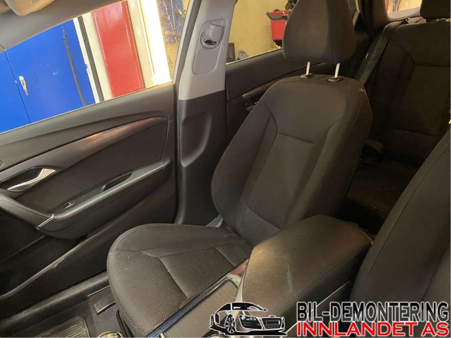 Sete foran høyre til Hyundai i40, 2012-2017  (HYUNDAI|88600 3Z160RY)