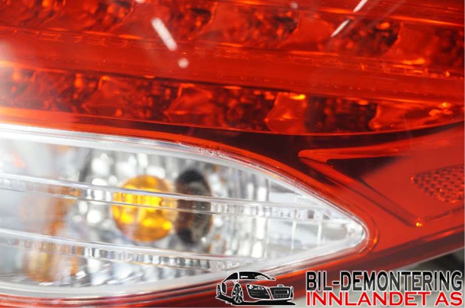 Baklykt høyre til Hyundai i40 2012-2017  (HYUNDAI|92402 3Z000||92402-3Z0)