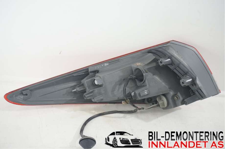 Baklykt høyre til Hyundai i40 2012-2017  (HYUNDAI|92402 3Z000||92402-3Z0)
