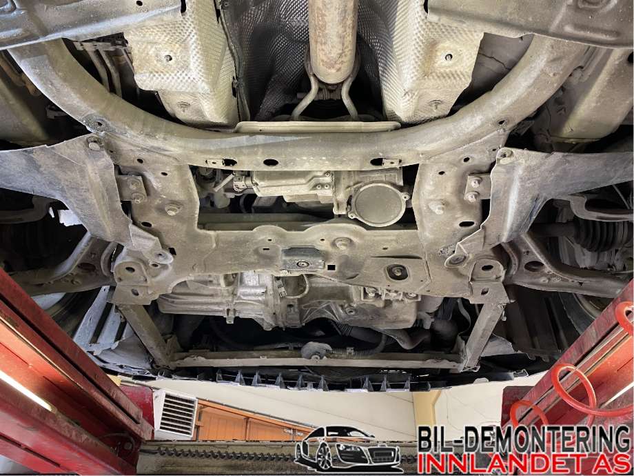 Travers foran hoved til Mercedes A-Klasse 2012-2018 (W176) (W176) (MERCEDES BENZ|A 246 620 12 00|)