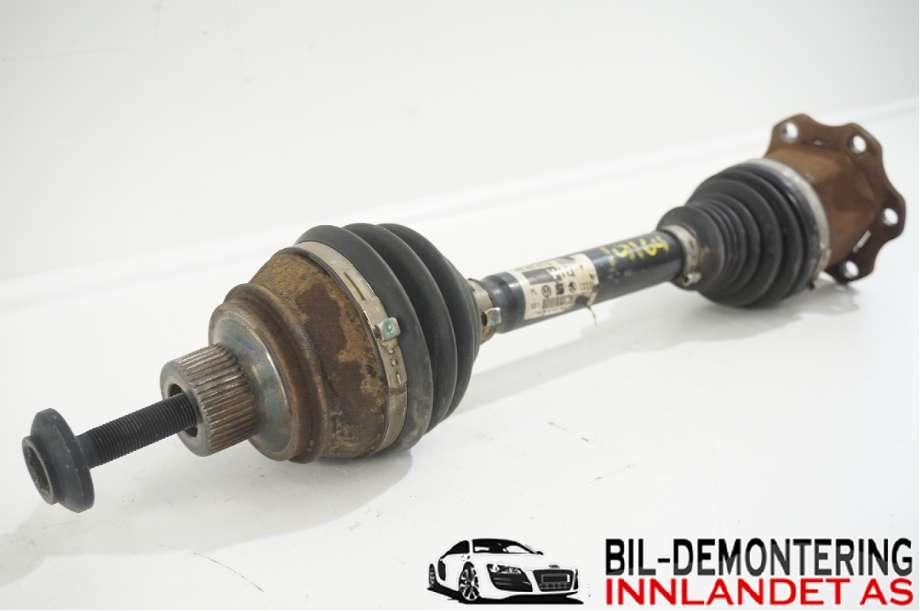 Drivaksel høyre foran til Audi A4 2007-2014 (Type IV) (B8) (B8) (AUDI|8K0 407 271 Q|8K0 407 451 DX|)