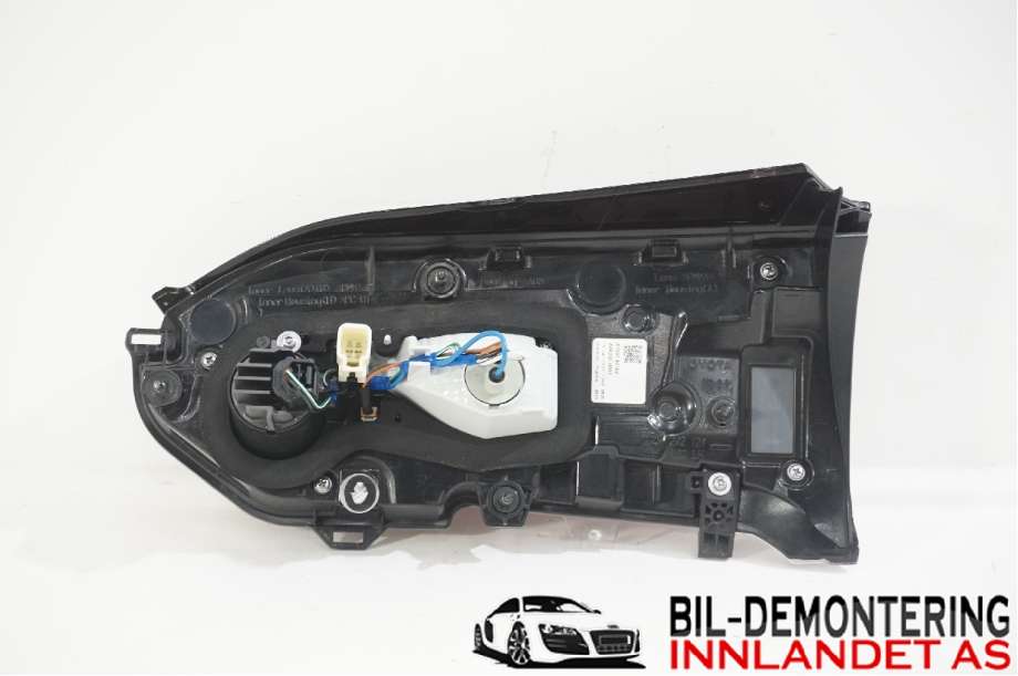 Baklykt venstre indre til Toyota RAV4 2019-->> (Type V)  (TOYOTA|8159142062||81590-42062)