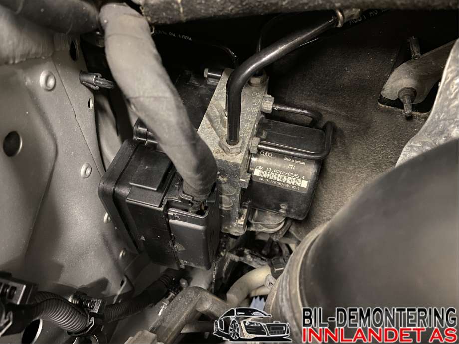 ABS sentral til Audi TT, 2006-2014 (Type II) (AUDI|8J0 614 517 B)