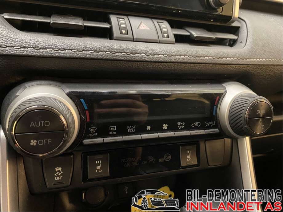 Varmeapparat betjening til Toyota RAV4 2019-->> (Type V) (TOYOTA|5590042580|)
