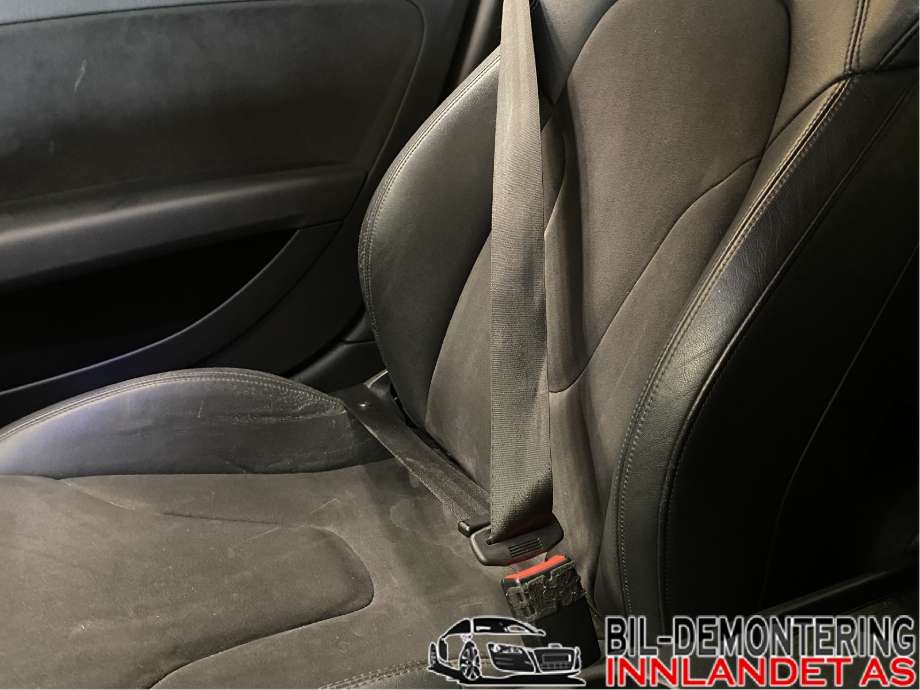 Sikkerhetsbelte foran høyre til Audi TT 2006-2014 (Type II) (AUDI|8J8 857 705 D|)