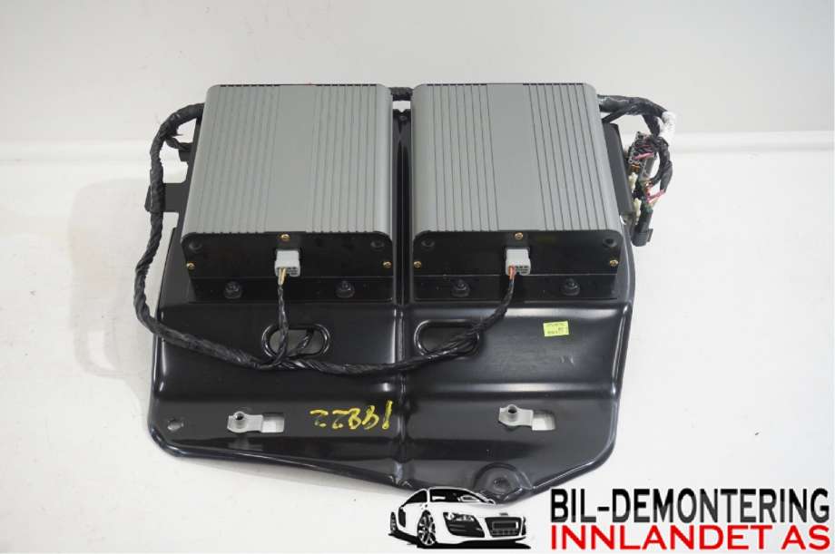 Bilstereo forsterker til Ford Mustang, 2005-2014  (FORD (US)|)