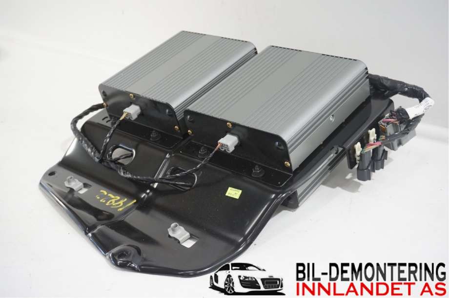 Bilstereo forsterker til Ford Mustang 2005-2014  (FORD (US)||VP5R3F-18T806-A|4R3T-18T806-A)