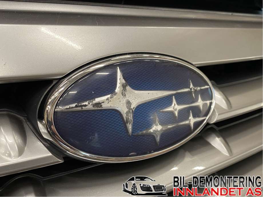 Grill til Subaru Outback 2007-2009 (Type III, Fase 2)  (SUBARU|91121AG160|)