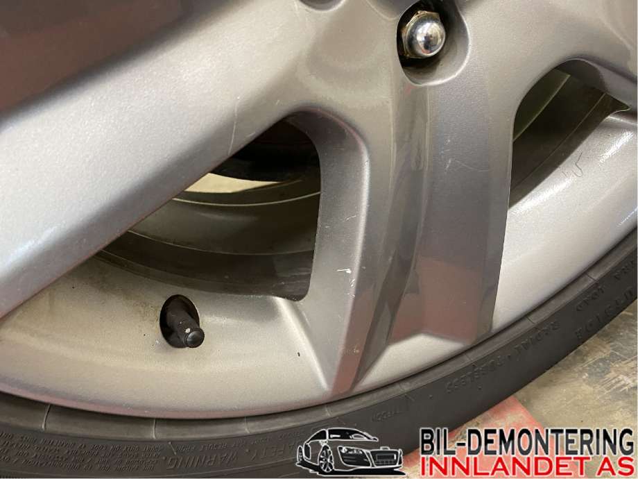 Felgsett aluminium til Subaru Outback 2007-2009 (Type III, Fase 2) (SUBARU|5MM+ MØNSTERDYBDE|215/55R17|PROD. 2020)