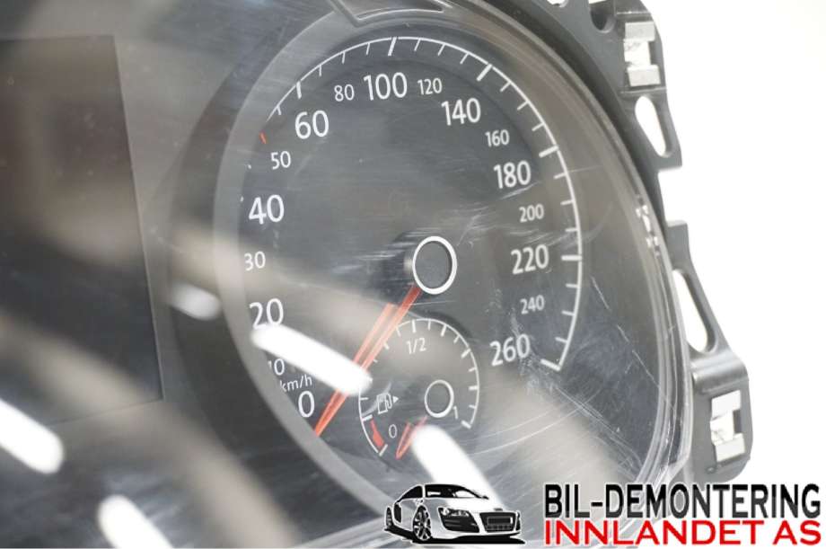Instrumentpanel til VW Golf VII 2012-2017 (Fase 1) (VOLKSWAGEN|5G1 920 741 A||5G192741A)