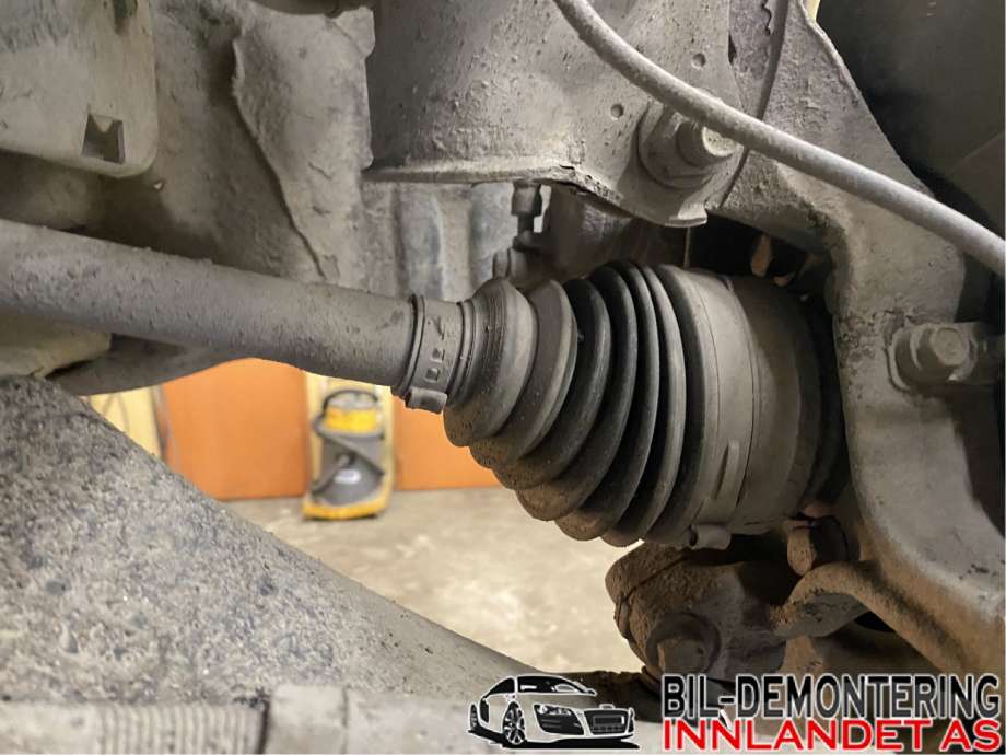 Drivaksel venstre foran til Subaru Impreza 2008-2012 (Type III) (SUBARU|28321FG021|)