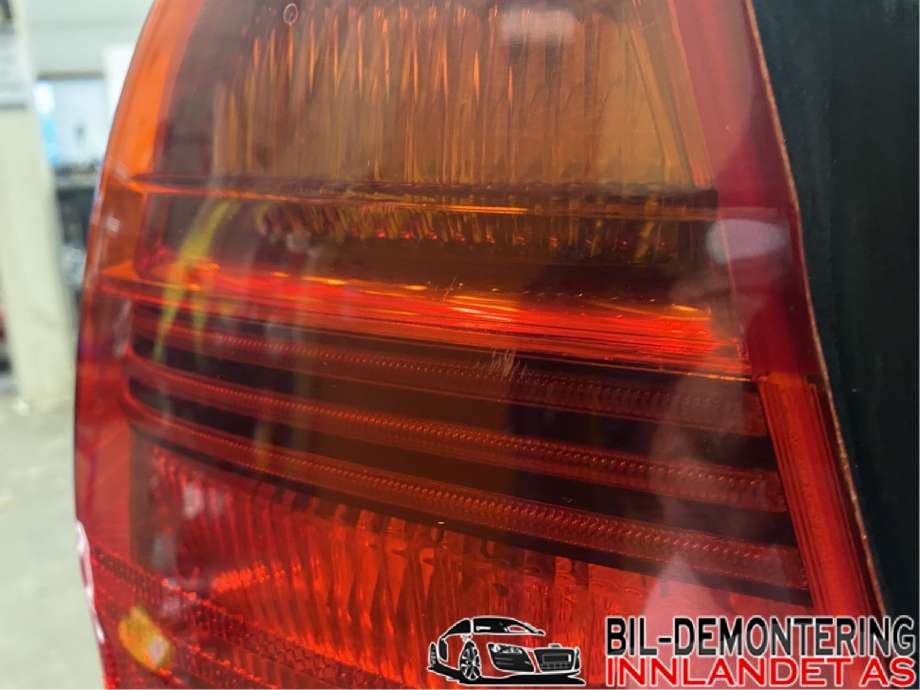 Baklykt venstre til BMW 3-Serie 2005-2011 (E90/E91/E92/E93) (E90/E91/E92/E93) (BMW|63 21 6 937 457|)