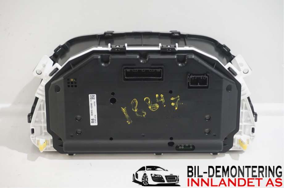 Instrumentpanel til Toyota RAV4 2016-2019 (Type IV, Fase 2)  (TOYOTA|8380042R60||83800-42R60)
