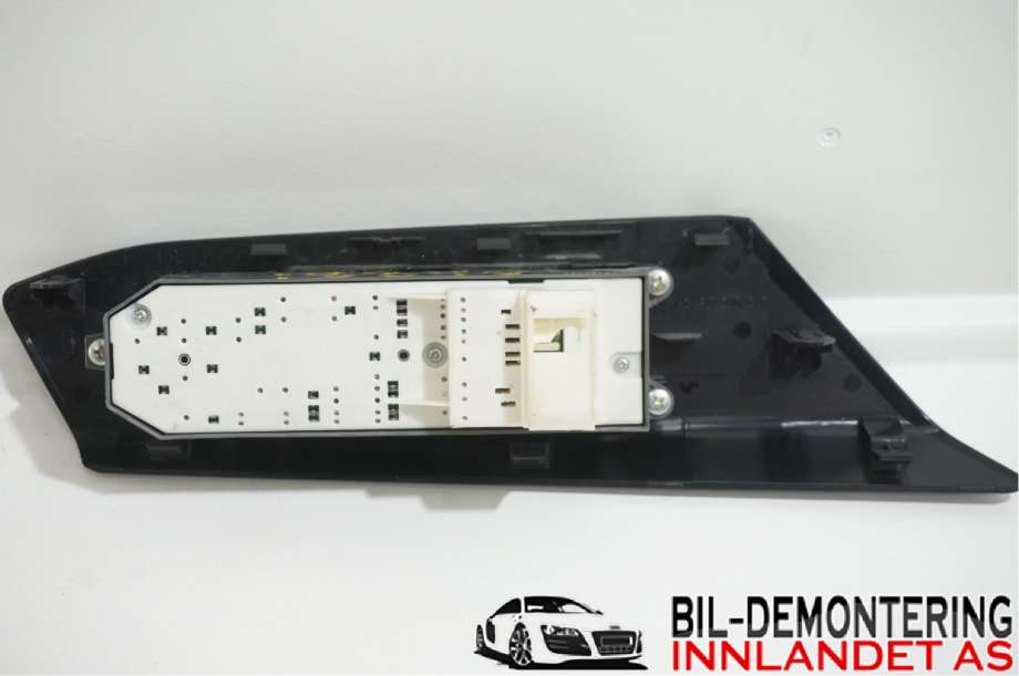 Bryter ruteheis til Toyota RAV4 2016-2019 (Type IV, Fase 2)  (TOYOTA|7423142270|)