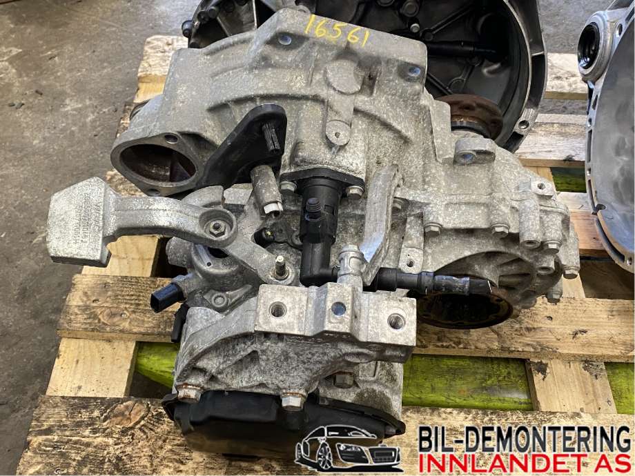 Girkasse manuell til VW Golf VII 2012-2017 (Fase 1)  (0A4 300 050|0A4 300 050  X|)