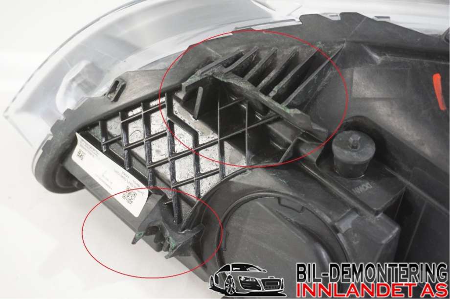Frontlykt høyre halogen til Volvo V40 2012-2019  (VOLVO|31467077||31420448)