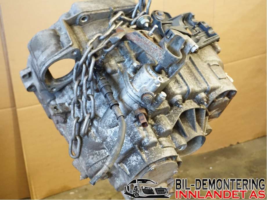 Girkasse manuell 6-trinn til VW Transporter / Caravelle 2009-2015 (Fase 2) (T5) (T5) (VOLKSWAGEN|0A5 300 012 A|0A5 300 012 AX|)
