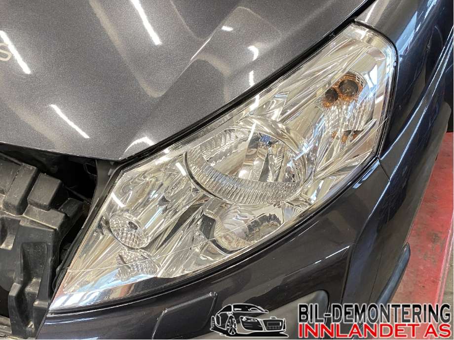 Frontlykt venstre halogen til Toyota Proace 2013-2016 (Type I) (TOYOTA|)