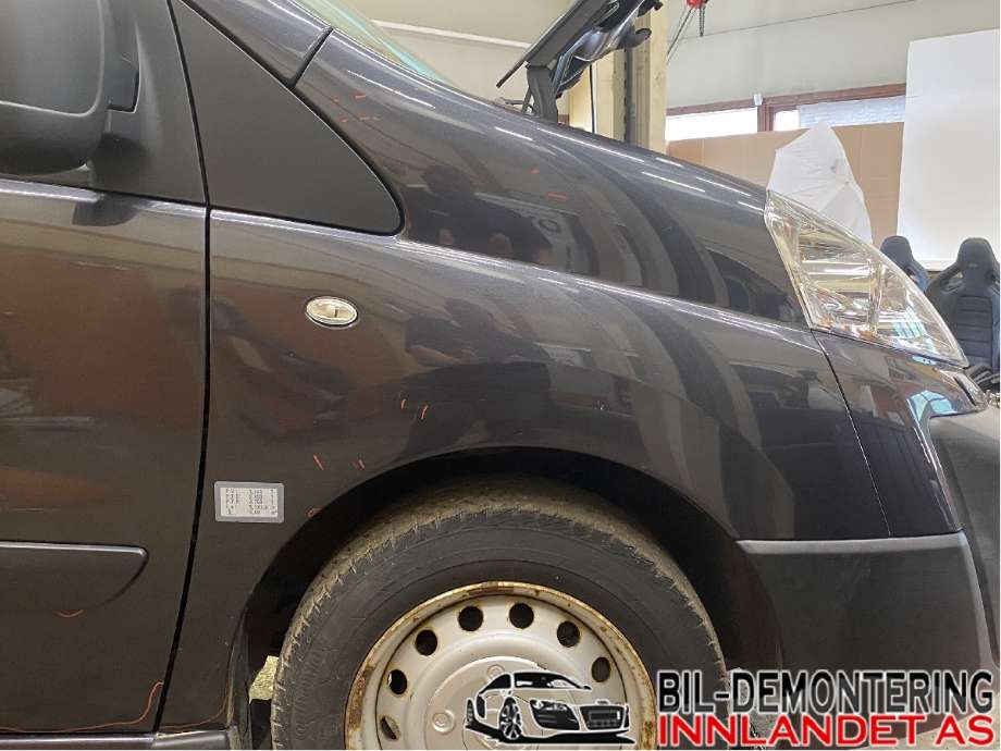 Skjerm høyre foran til Toyota Proace, 2013-2016 (Type I)  (TOYOTA|)