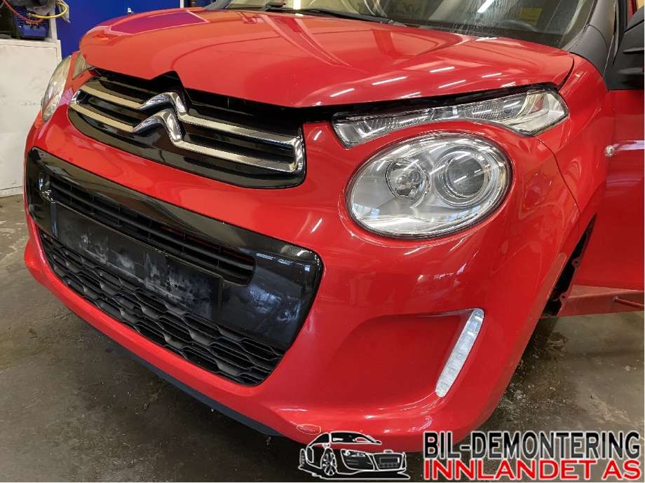 Frontlykt venstre halogen til Citroën C1, 2014-->> (Type II)  (CITROEN|B0 008 640 80)