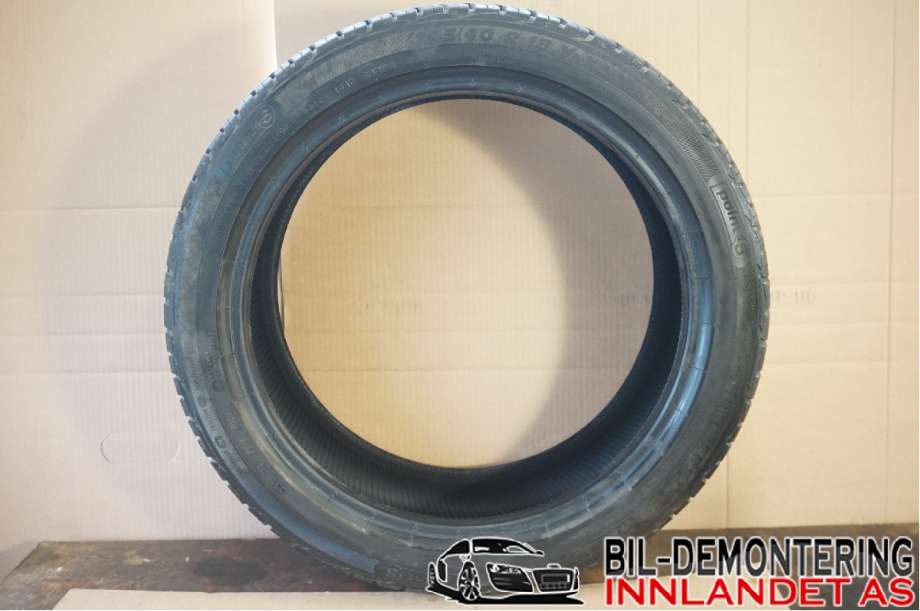 Dekk til Mercedes E-Klasse 2002-2006 (Fase 1) (W211) (W211) (MERCEDES||245/40R18)