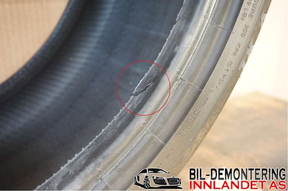 Dekk til Mercedes E-Klasse 2002-2006 (Fase 1) (W211) (W211) (MERCEDES||245/40R18)